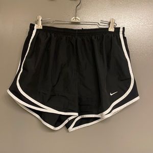 Nike Tempo Running Shorts Black/White Sz L